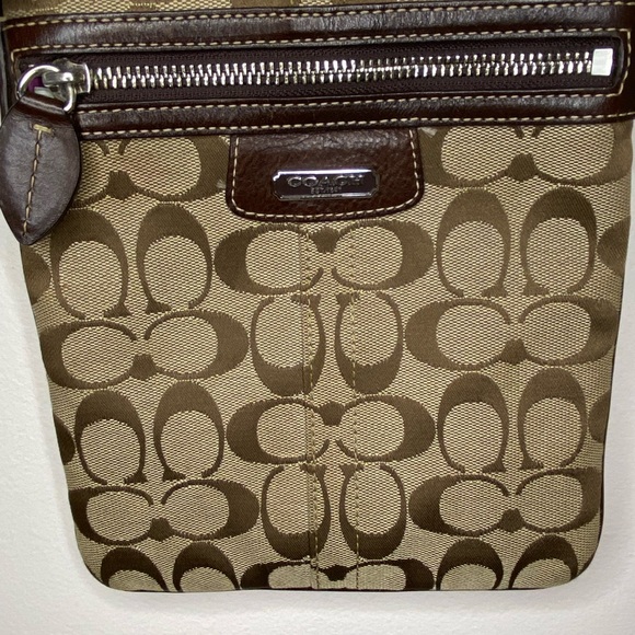 Coach side satchel purse - Picture 2 of 6
